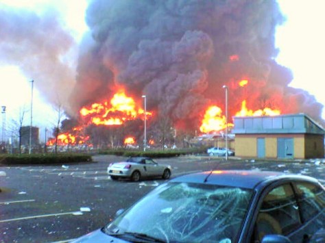 Operatorship and Liability for HSE should be clearly documented in JV Formation Agreements - Buncefield, UK - 2005 